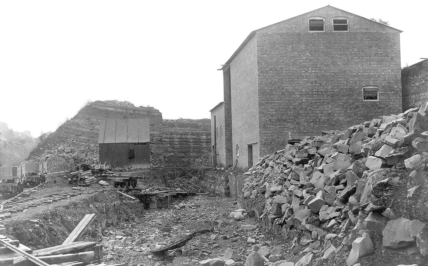 View of Ettington Limestone Company's brick built crushing plant and the narrow gauge tramway provided to move the limestone