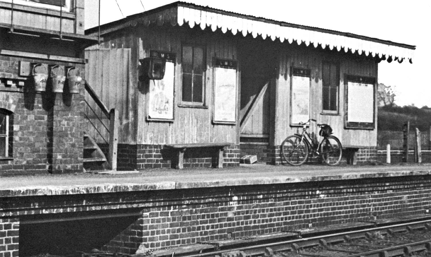 Close up showing the former SMJ structure on the up platform which incorporated a store and a waiting room