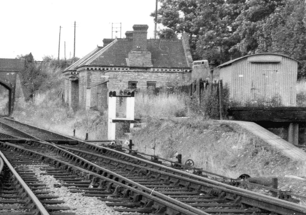 Kineton Station: Close up showing the remains of the cattle dock and ...