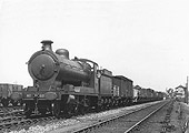 Ex-ROD 2-8-0 Class O4/3 No 6257 passes Braunston & Willoughby on an up goods train circa 1928