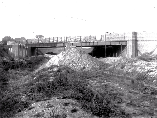 Looking north towards bridge No 455, the structure carrying Hillmorton Road over the new station