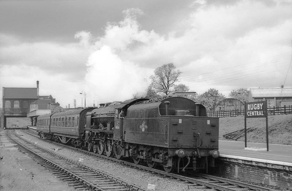 Ex-LMS Royal Scot Class No 46106 'Gordon Highlander' leaves Rugby Central on a Rugby to Woodford Halse local service