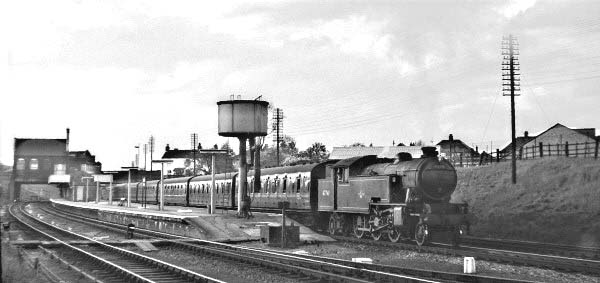 Rugby Central Station: British Railways built L1 2-6-4T No 67741 has ...