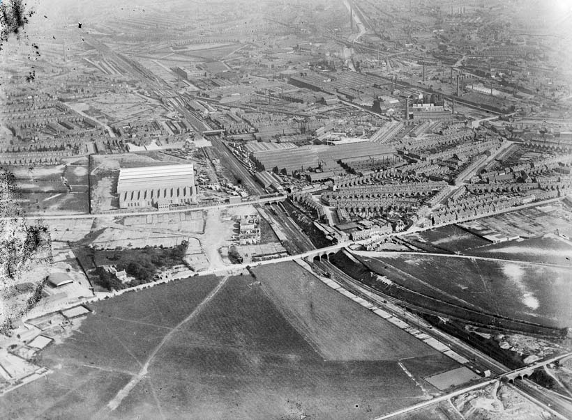 Aerial view of the BRC & WC works  showing the Great Western Railway cutting through the middle of the site